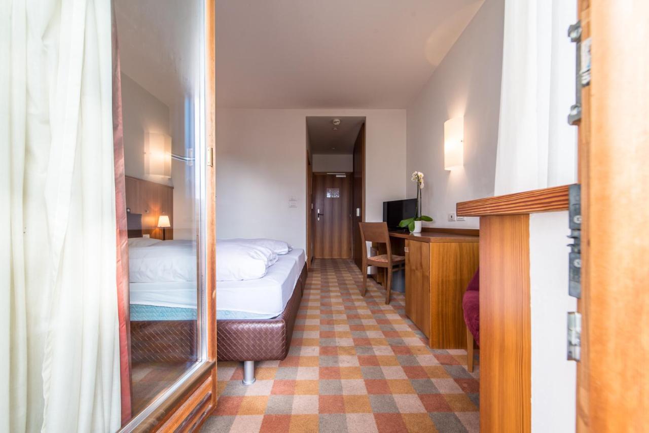 Hotel Tubris Campo Tures Exterior photo